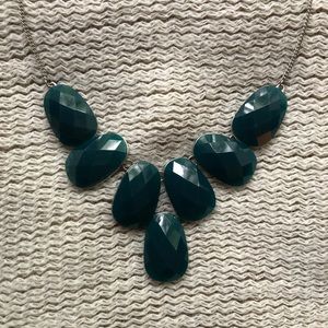 H&M emerald green necklace